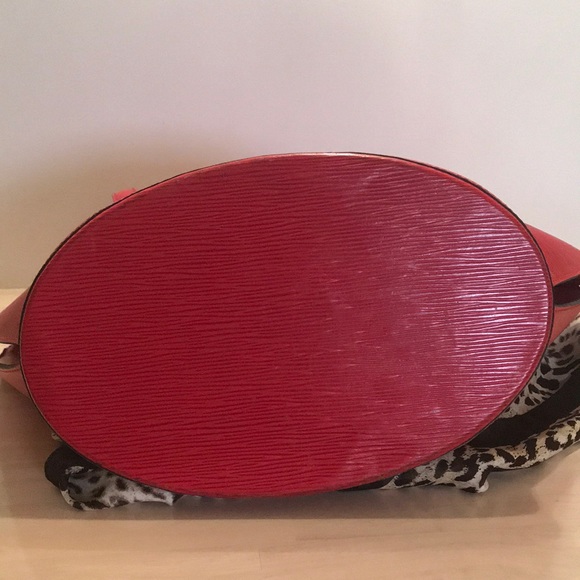 🎉HP🎉 Sale! Louis Vuitton Epi Saint Jacques GM Castillan Tote # AS0926 - Picture 6 of 17